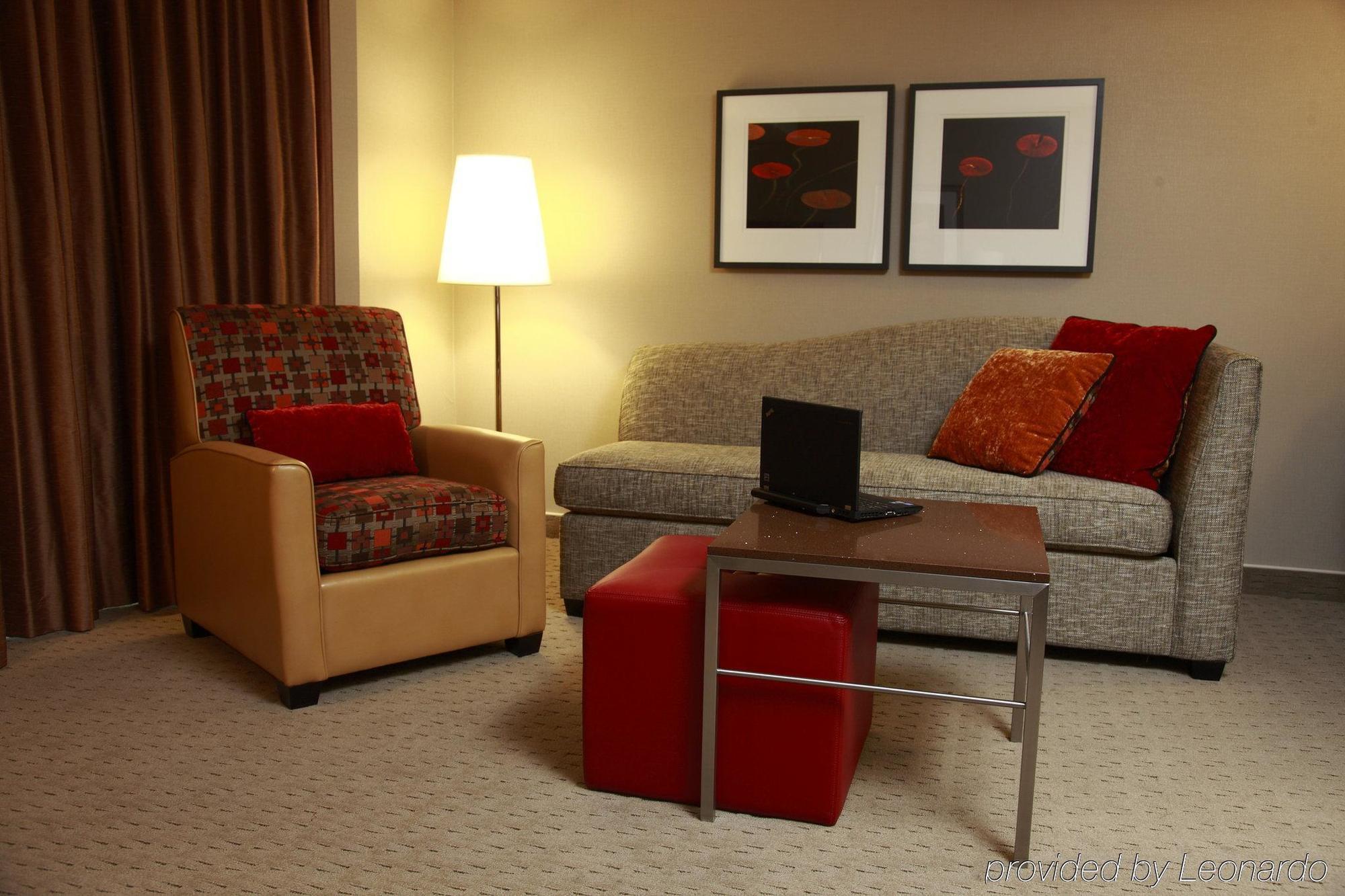 By Marriott Downtown Vancouver