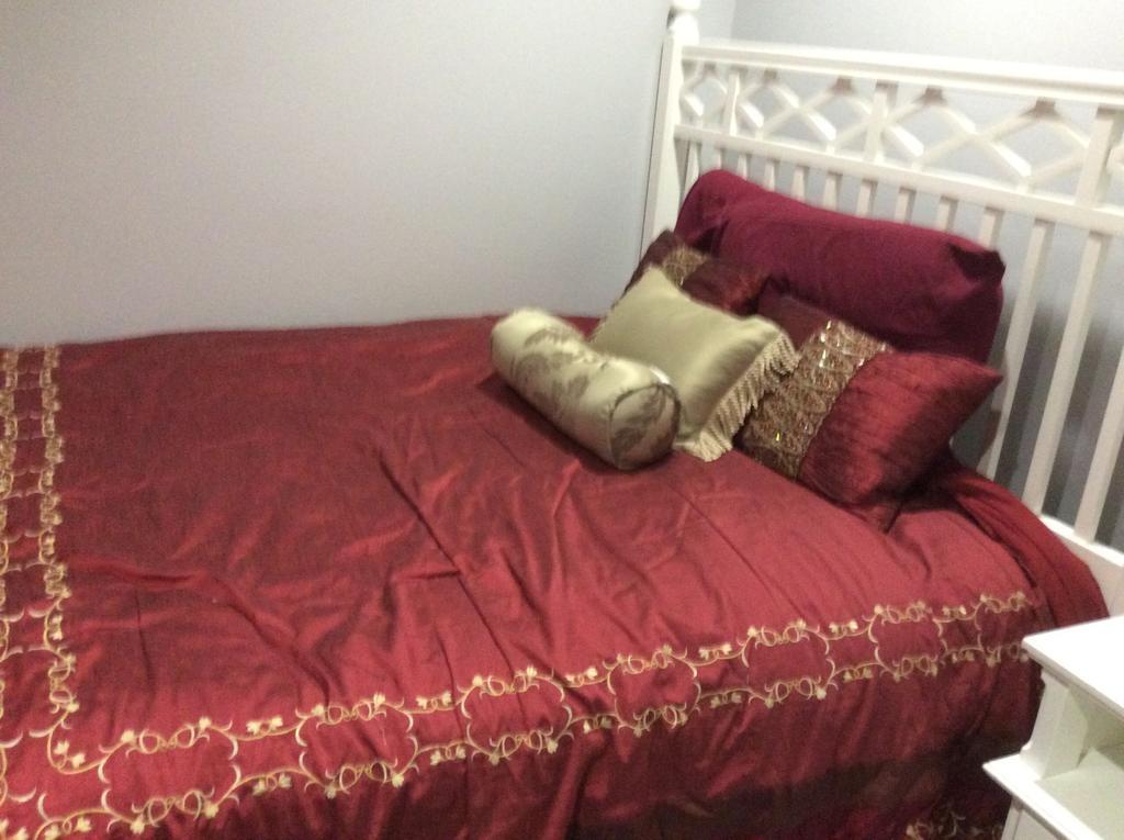 White House Bed & Breakfast