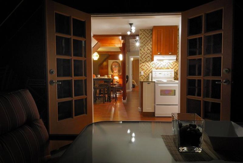 Apartment Commercial Drive Vancouver