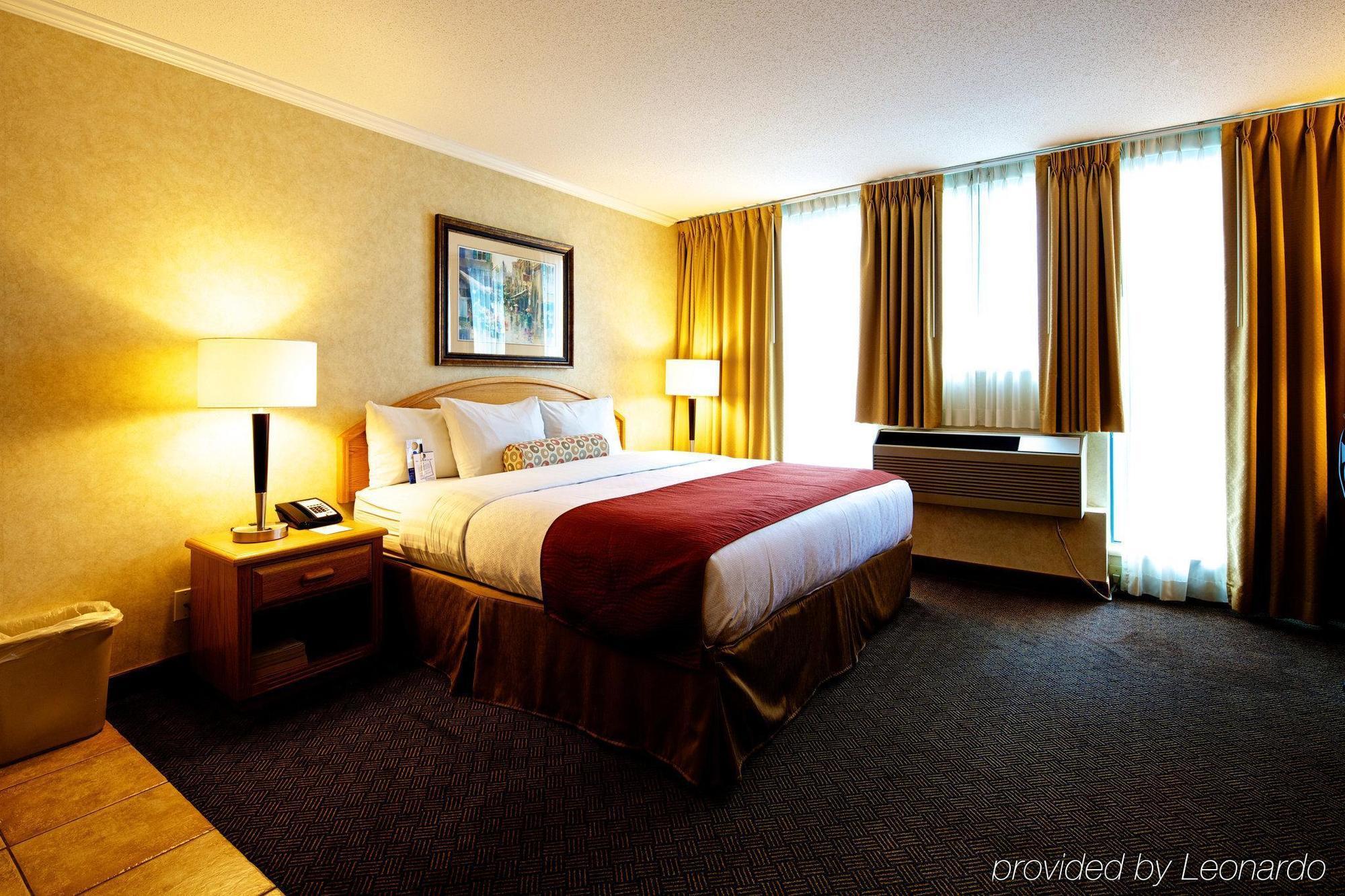 Grand Park & Downtown Vancouver, Ascend Collection Hotel 3*