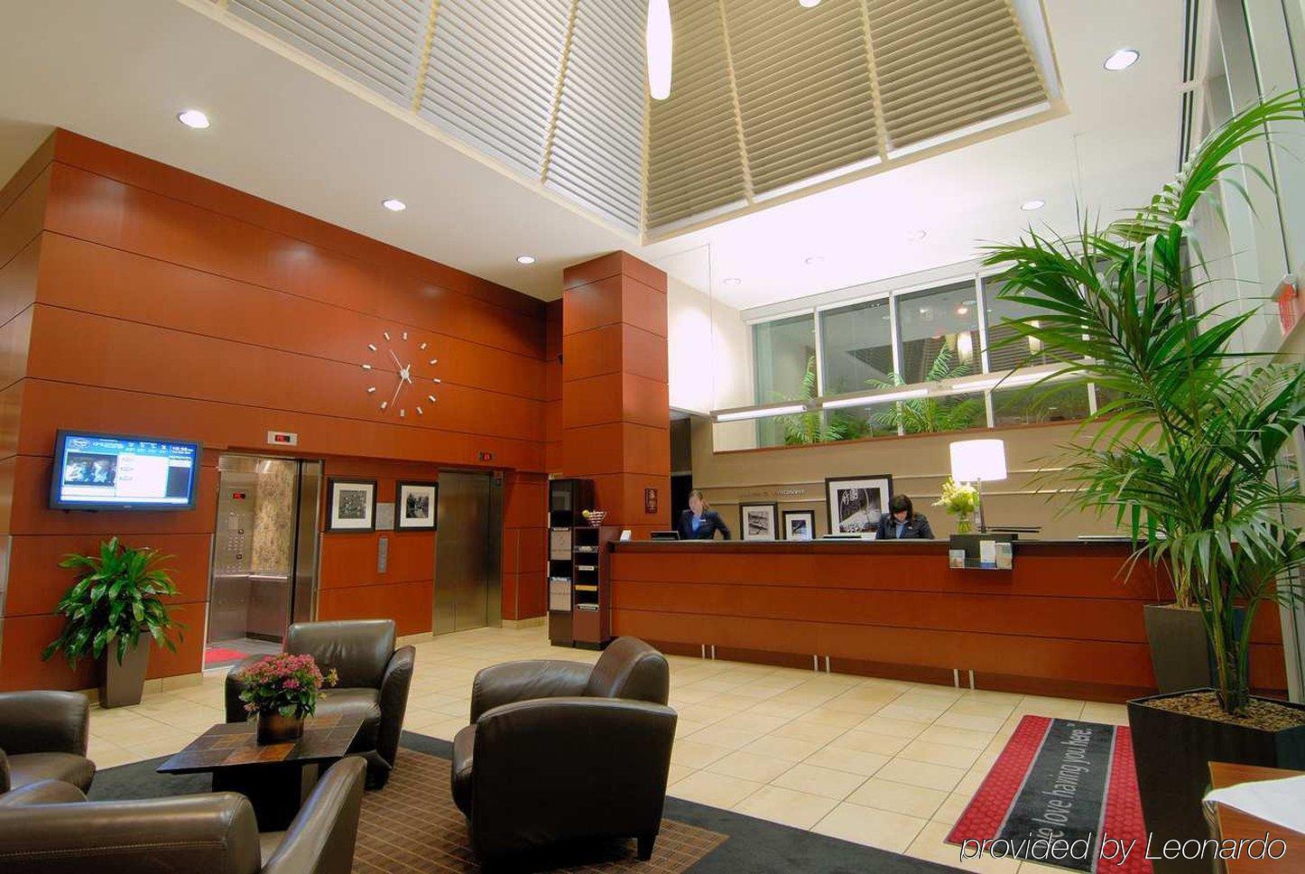 Hampton & Suites, By Hilton - Downtown Hotel 3*