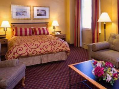 Hotel Howard Johnson By Wyndham Downtown Vancouver