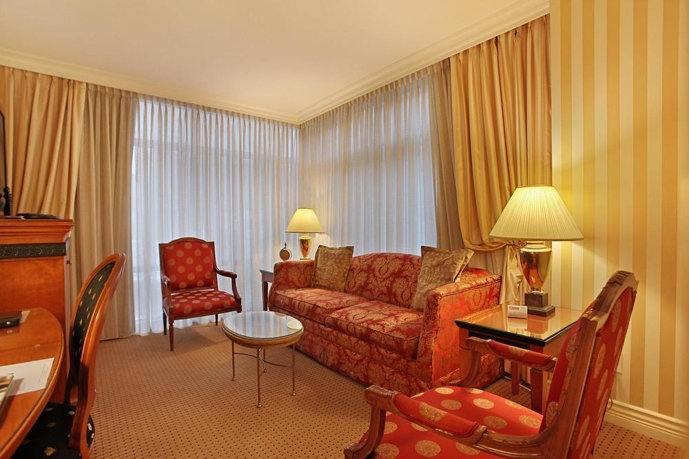 Le Soleil By Executive 4* Vancouver