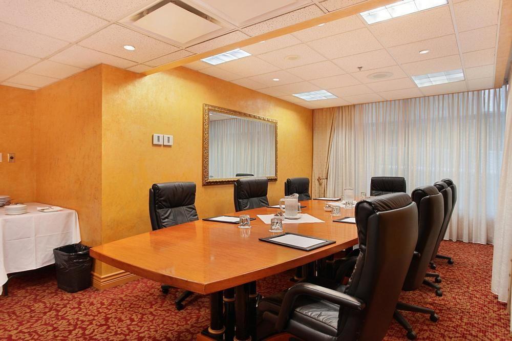 Le Soleil By Executive Hotel 4*