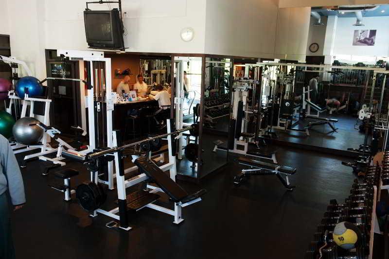 Hotel Sandman Downtown 3*