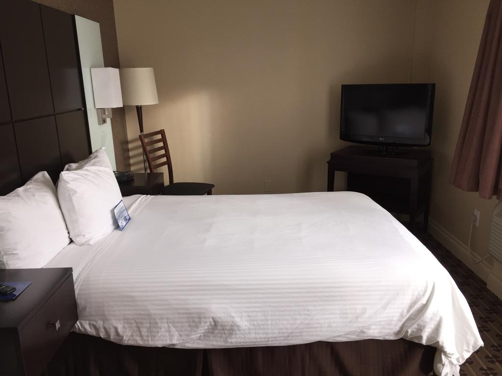 Hotel Park & By Radisson Vancouver