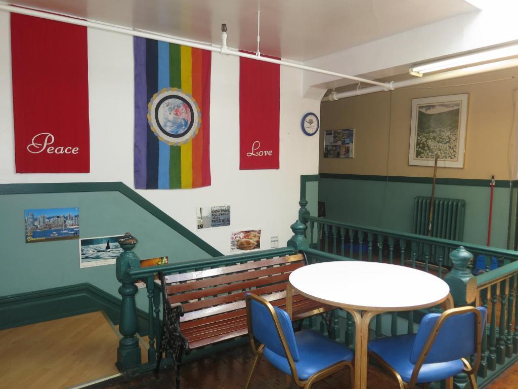 C&n Backpackers Hostel Vancouver