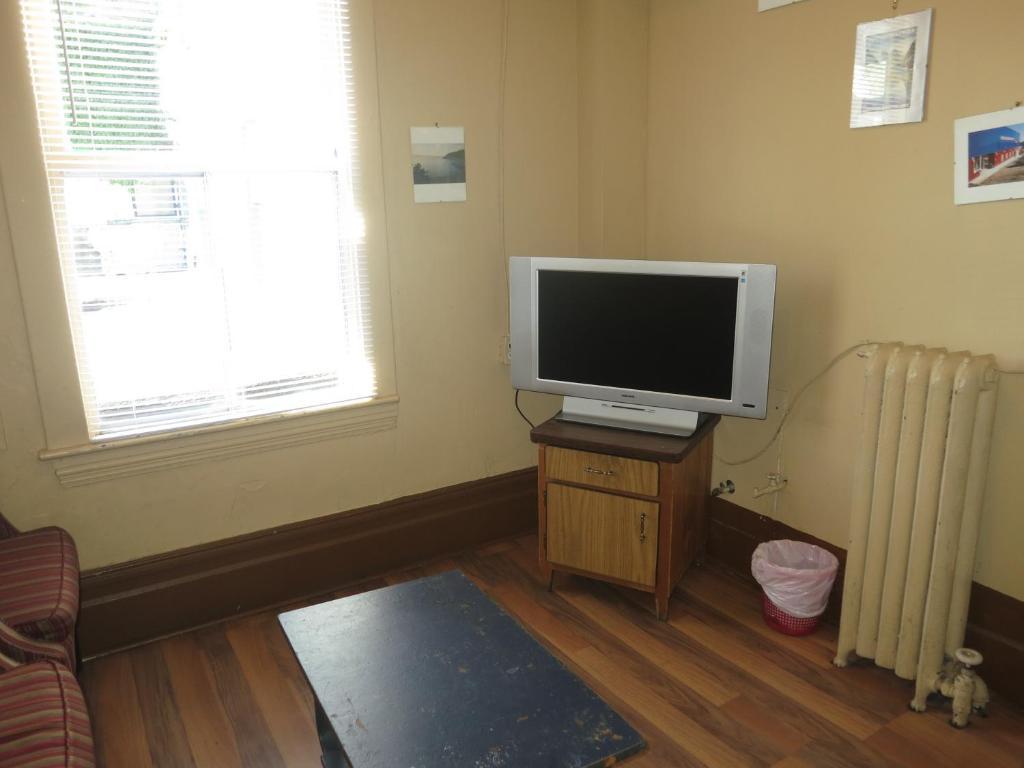 Hostel C&n Backpackers *