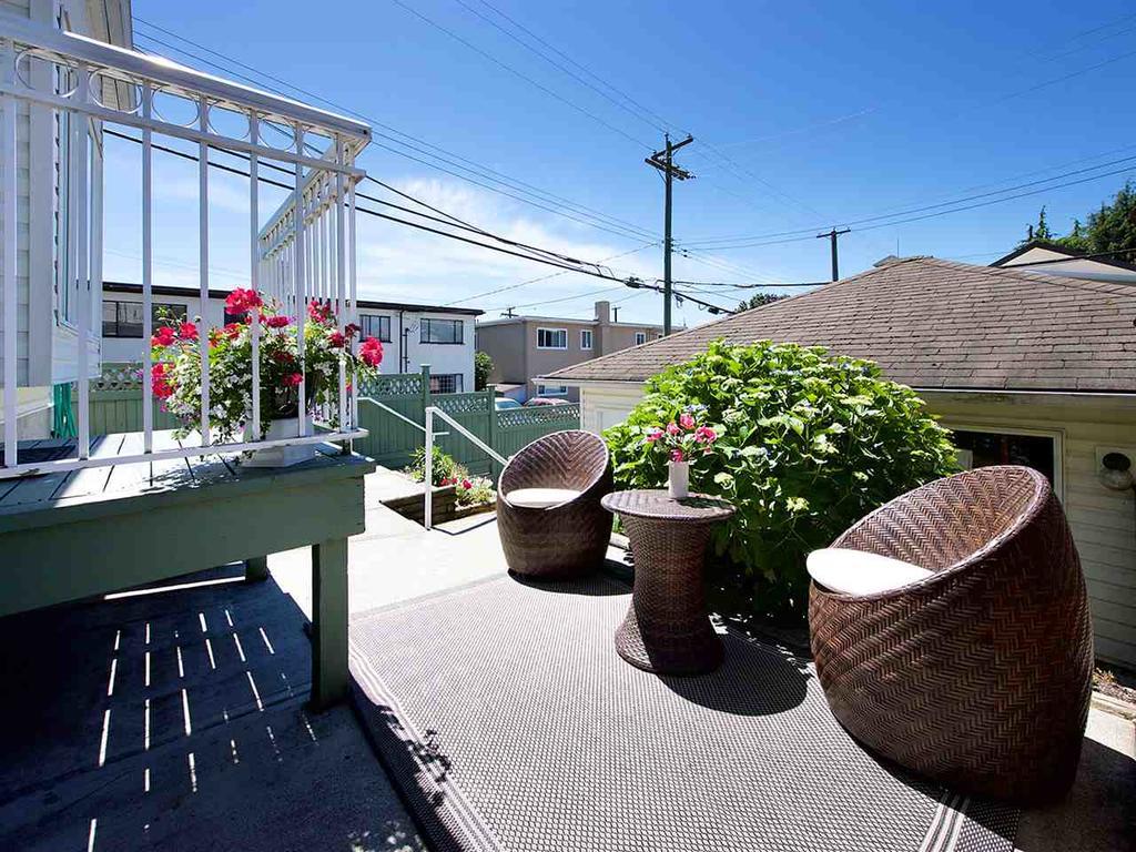 Guest house Marpole Vancouver