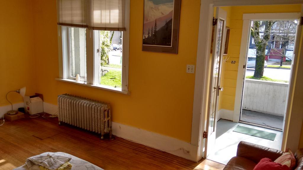 Kitsilano Heritage Guest house
