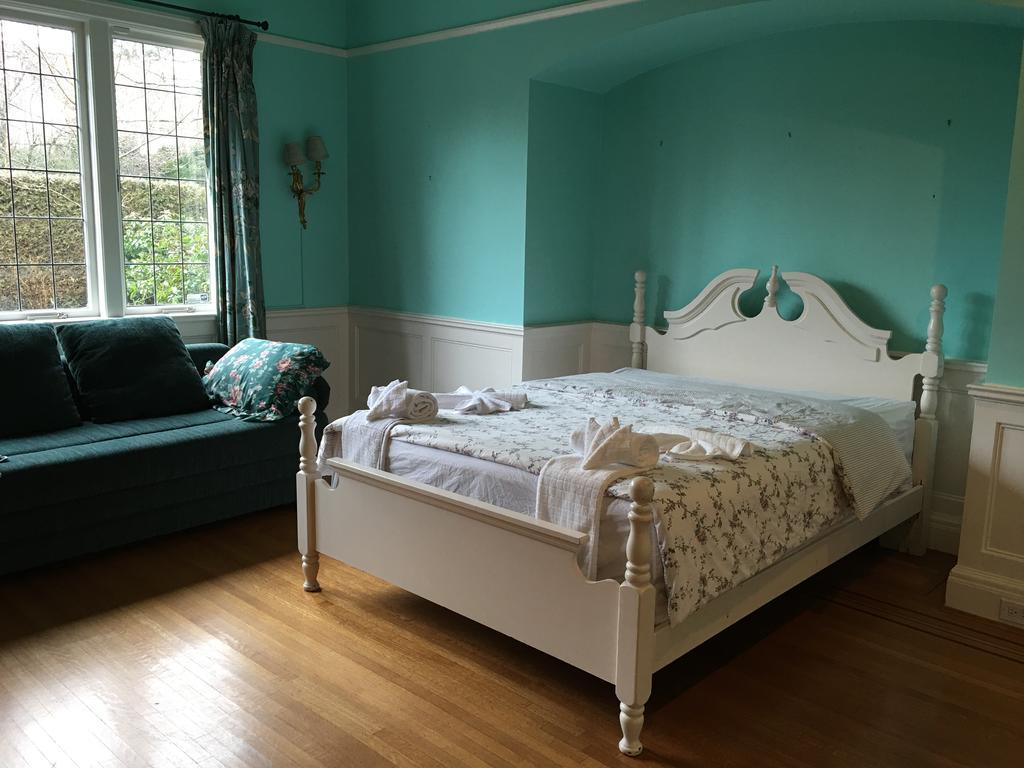 Angus House Guest house