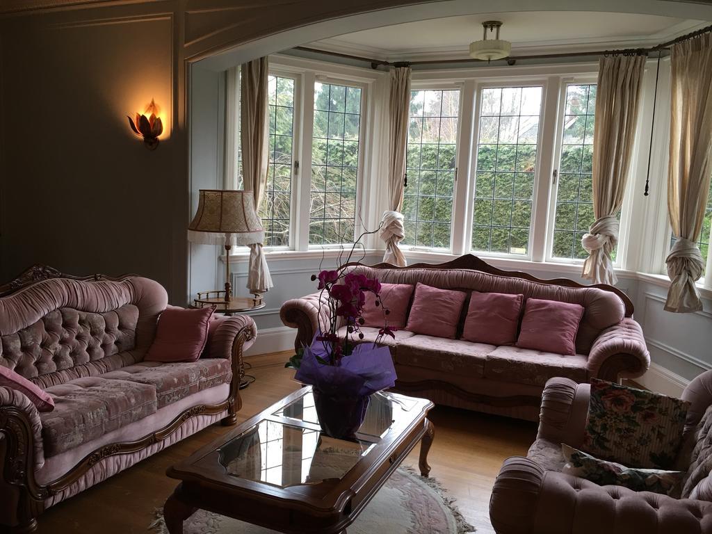 Angus House Guest house *