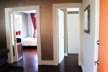Hotel Mondeliving Robsonliving