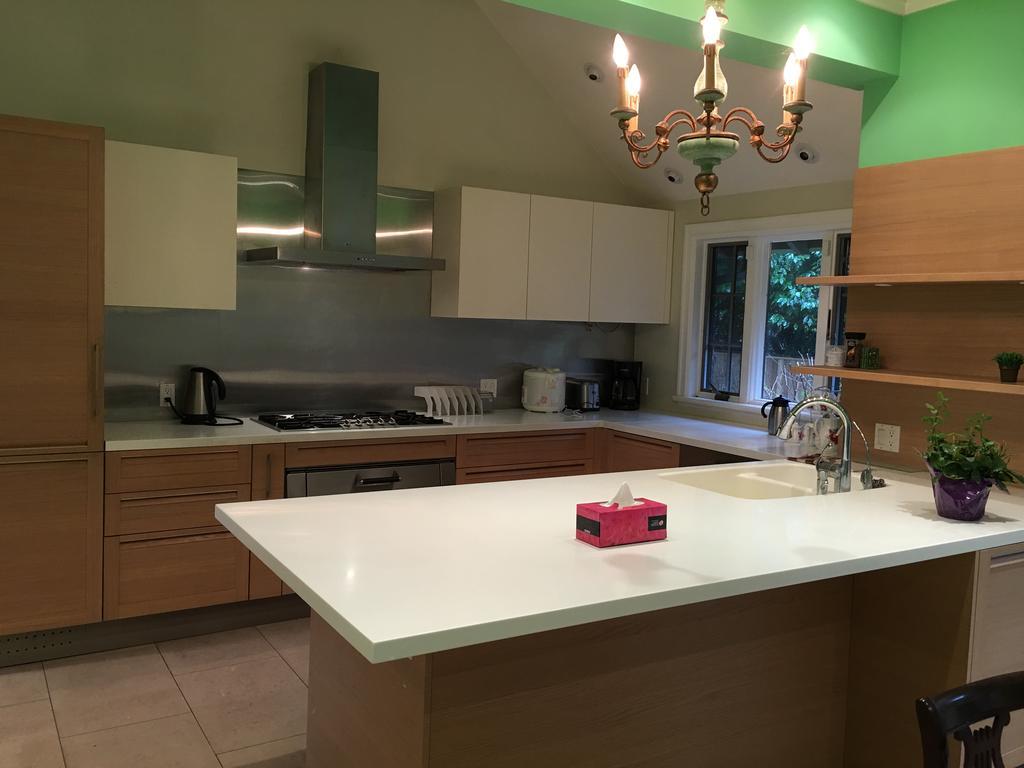 Angus House Guest house *