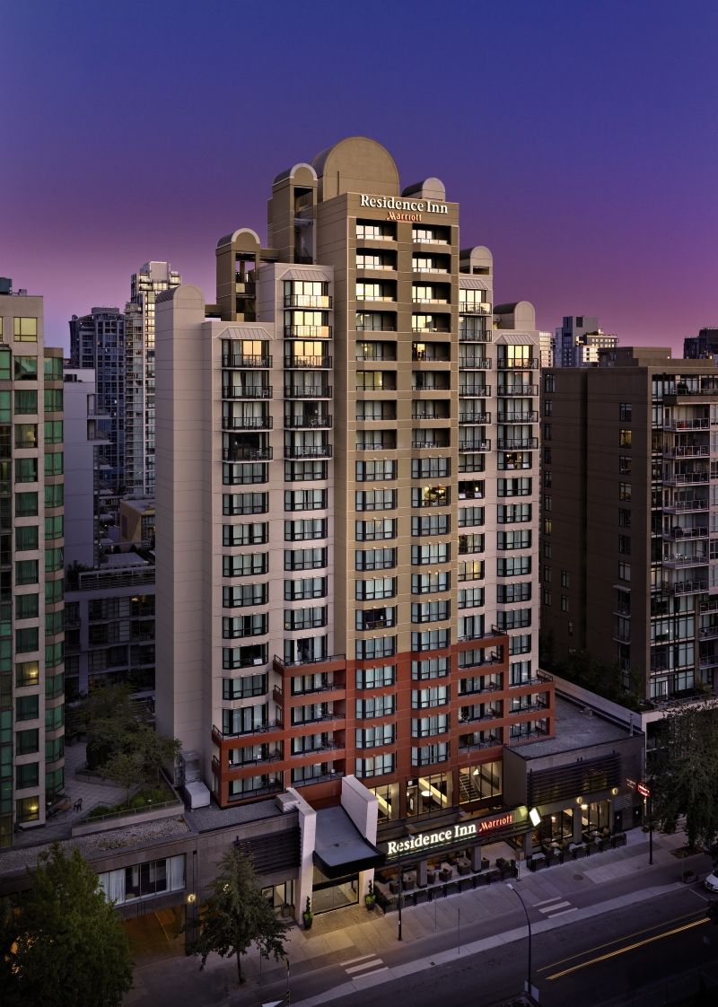 By Marriott Downtown Hotel
