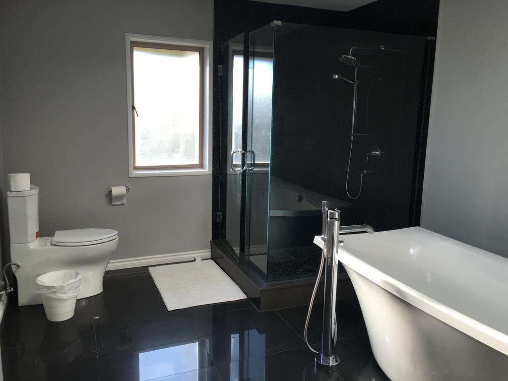 Athlone House *