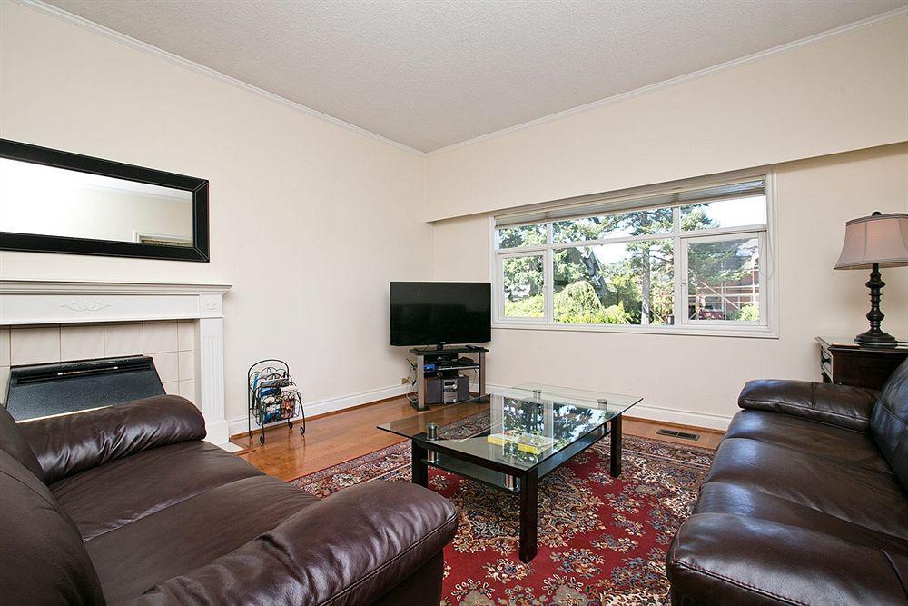 Alma Beach Manor Apartment *