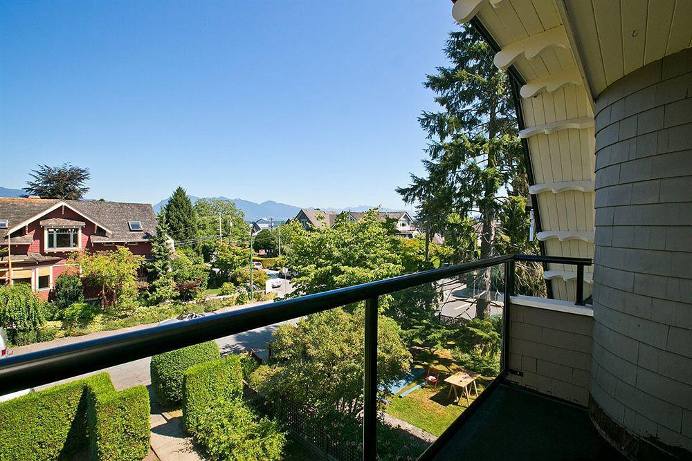 Alma Beach Manor Apartment Vancouver