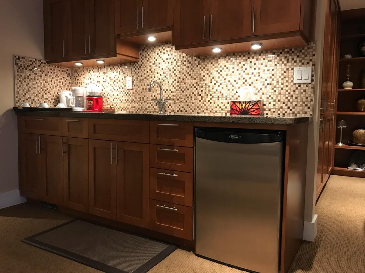 Mekong Star Apartment Vancouver