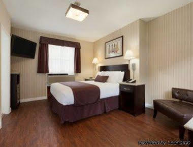Days By Wyndham Metro Vancouver