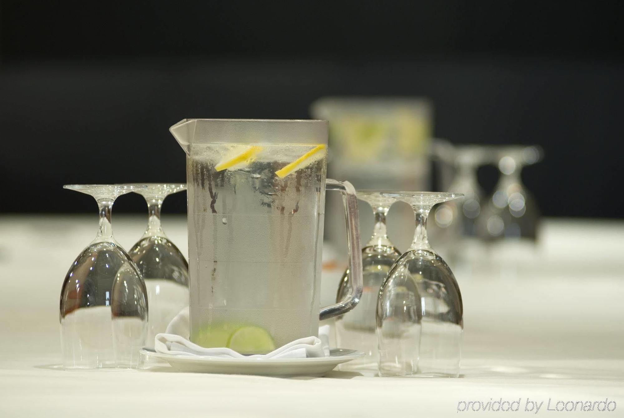 Delta By Marriott Downtown Hotel 4*