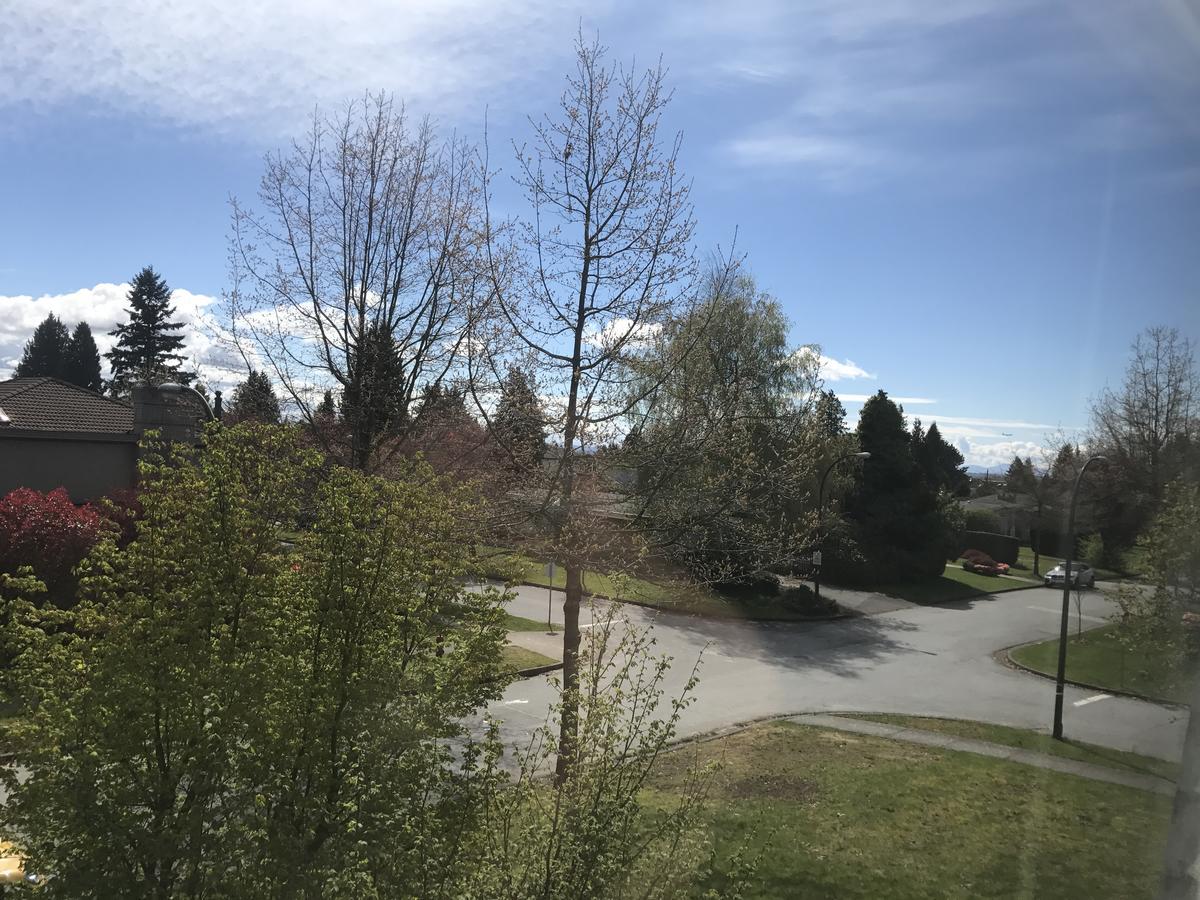 Your Sweet In Bed & Breakfast Vancouver
