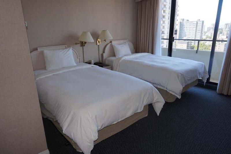 The Empire Landmark 3* Vancouver