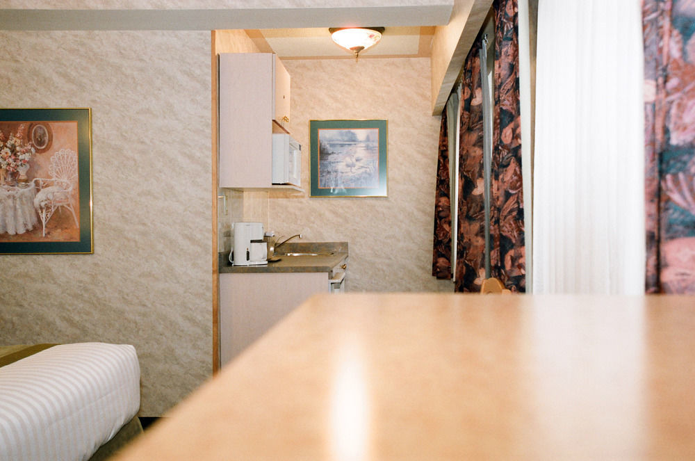 Hotel Robsonstrasse & 3*