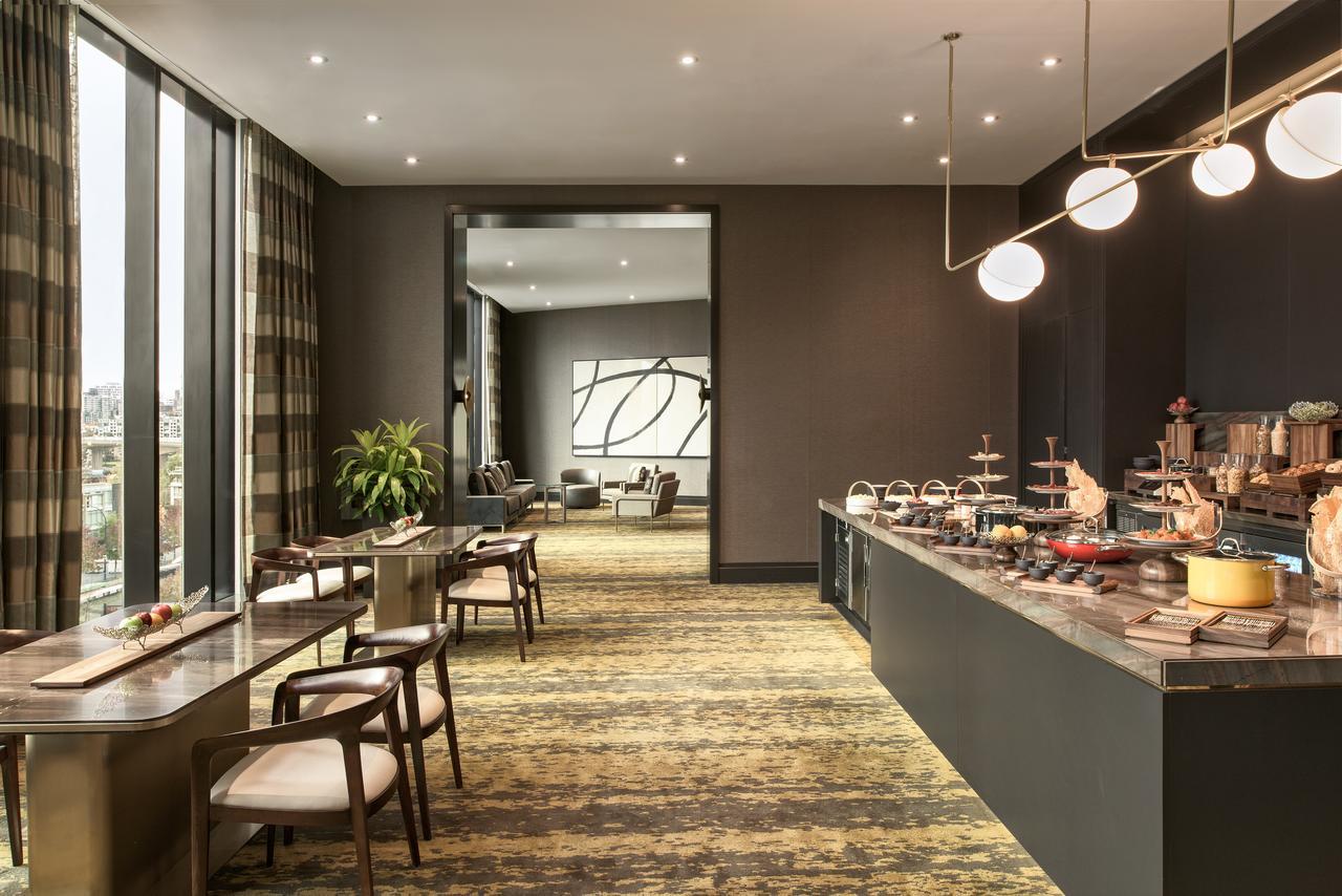 Jw Marriott Parq Hotel 5*