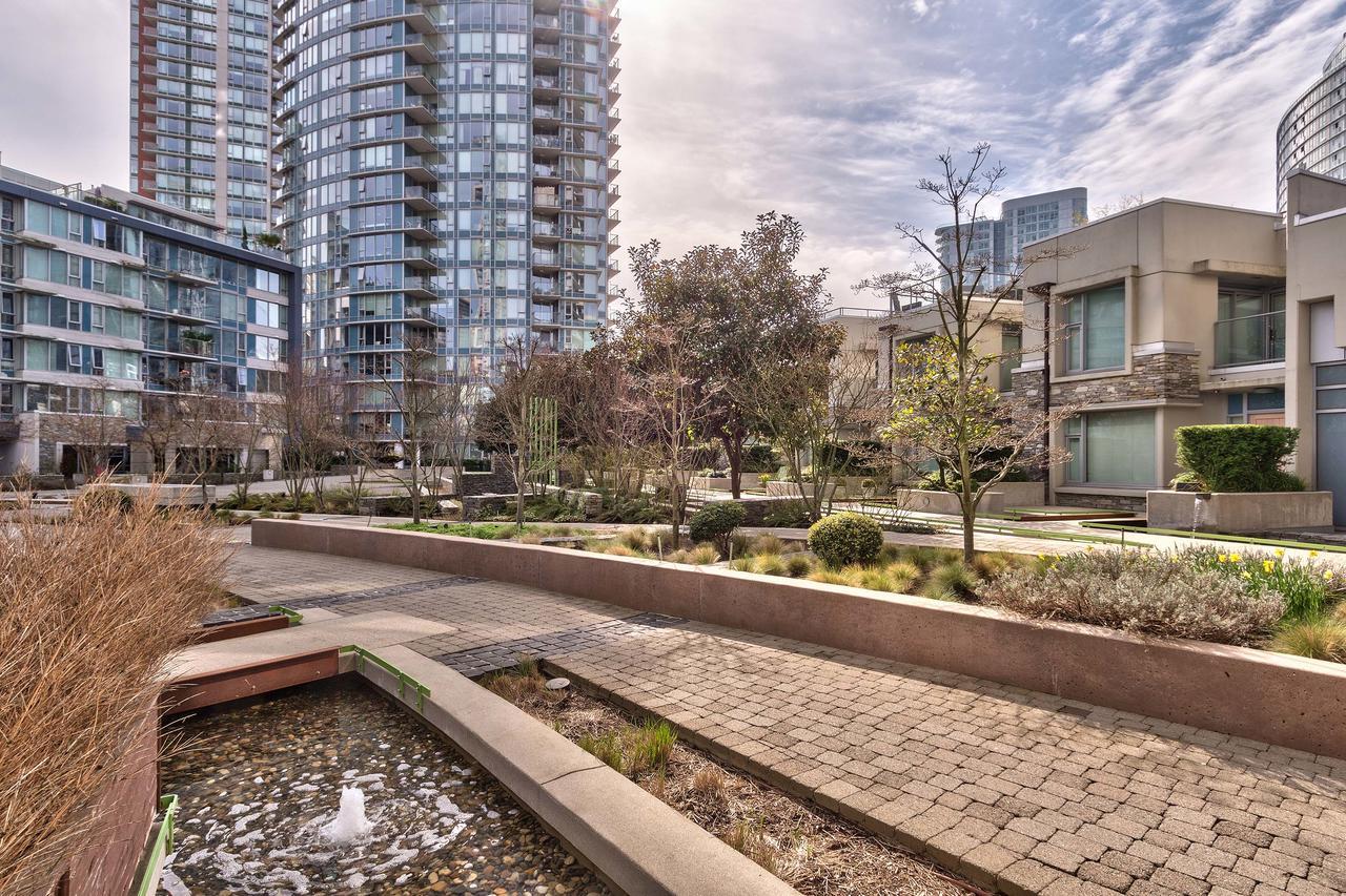 The Altitude Apartment Vancouver