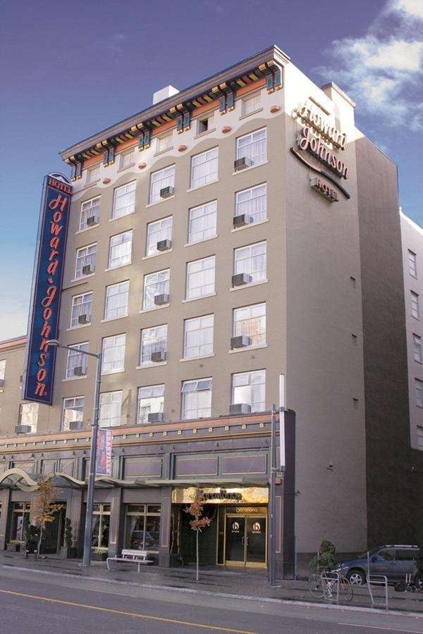 Howard Johnson By Wyndham Downtown Hotel Vancouver