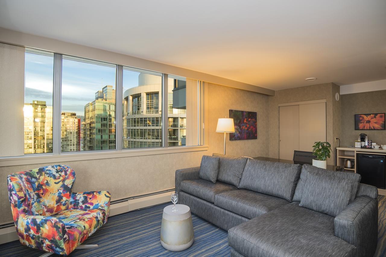Blue Horizon Hotel Vancouver