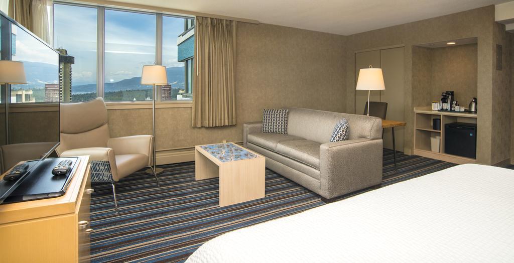 Blue Horizon 4* Vancouver