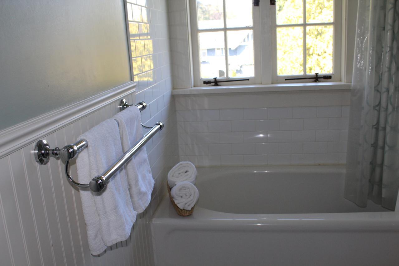 Cartier Guest house