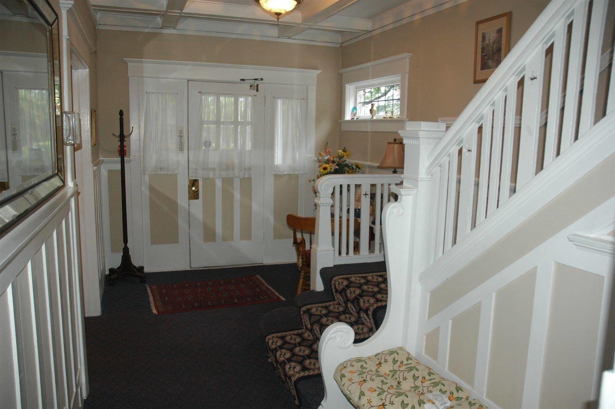Cambie Bed & Breakfast