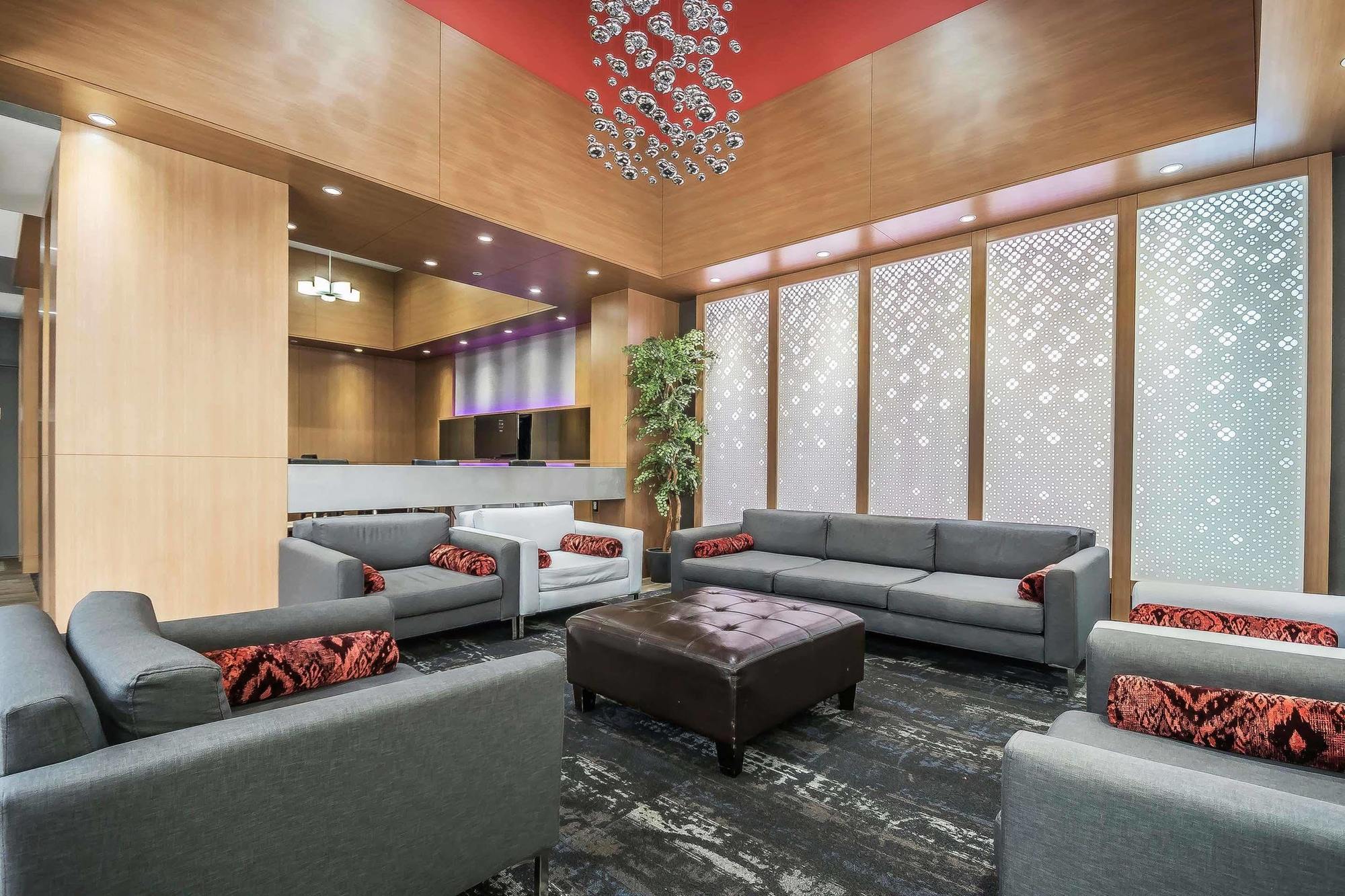 Hotel Western Airport 3*