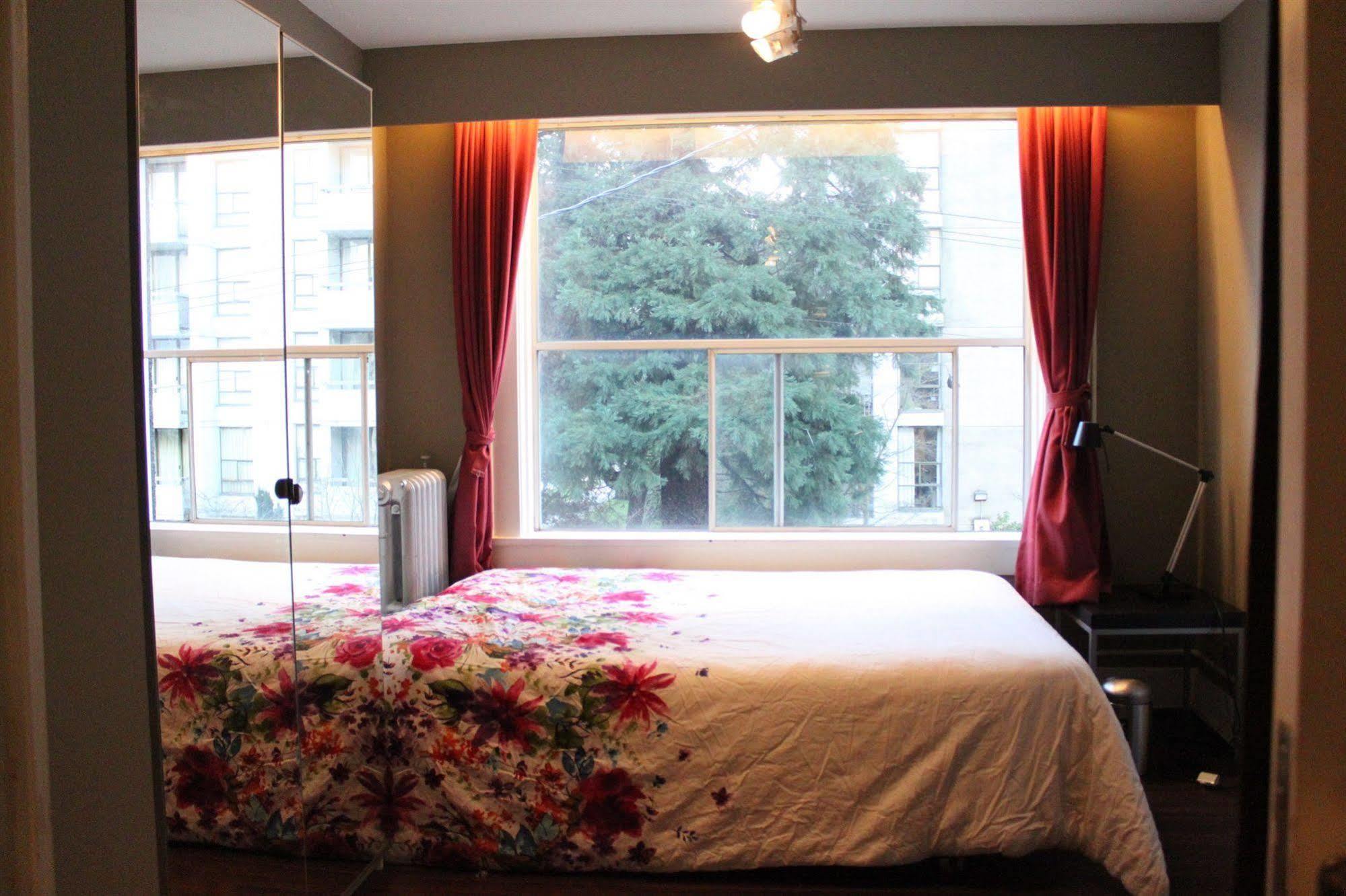 Hotel Mondeliving Robsonliving *
