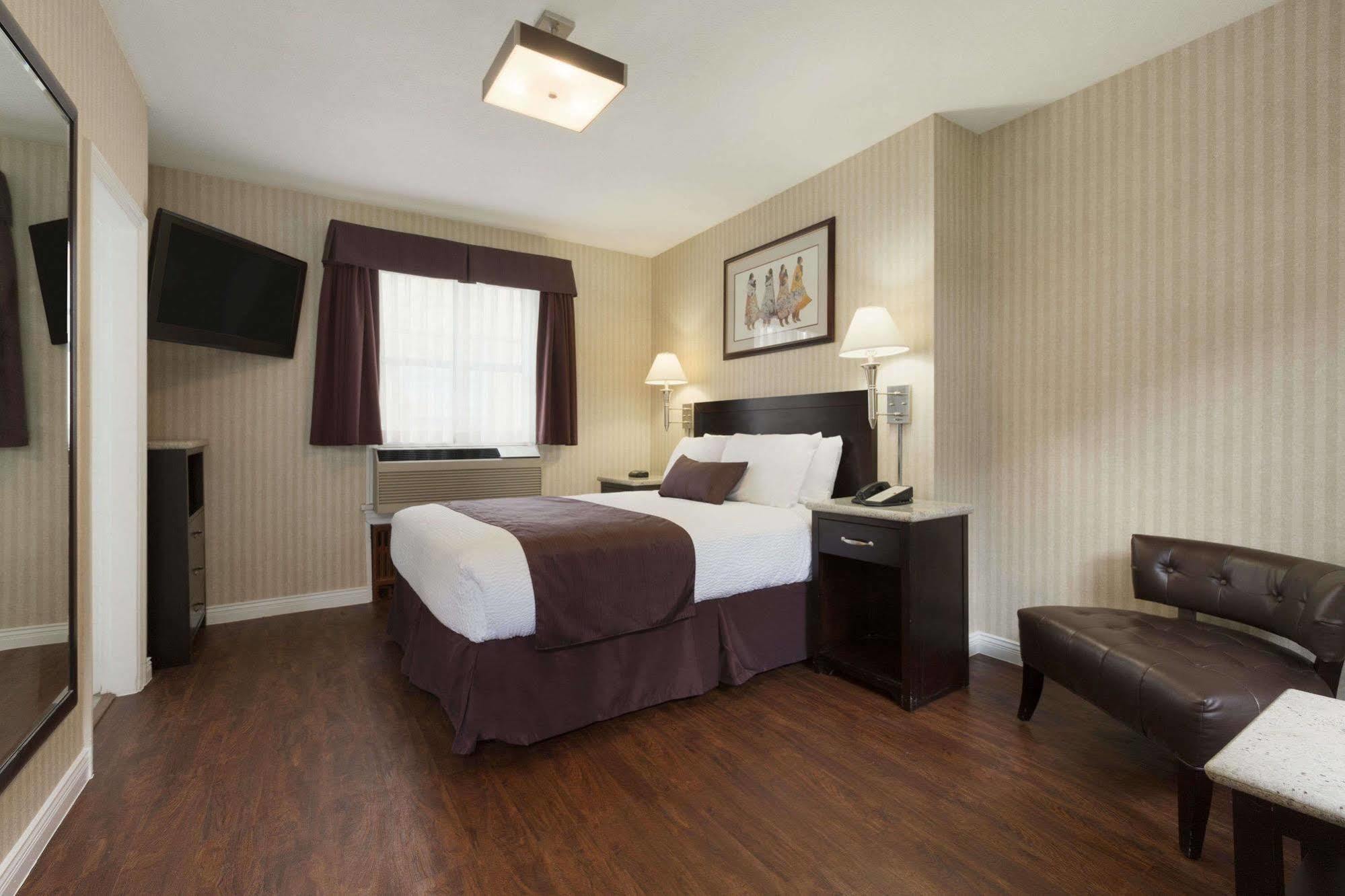 Hotel Days By Wyndham Metro