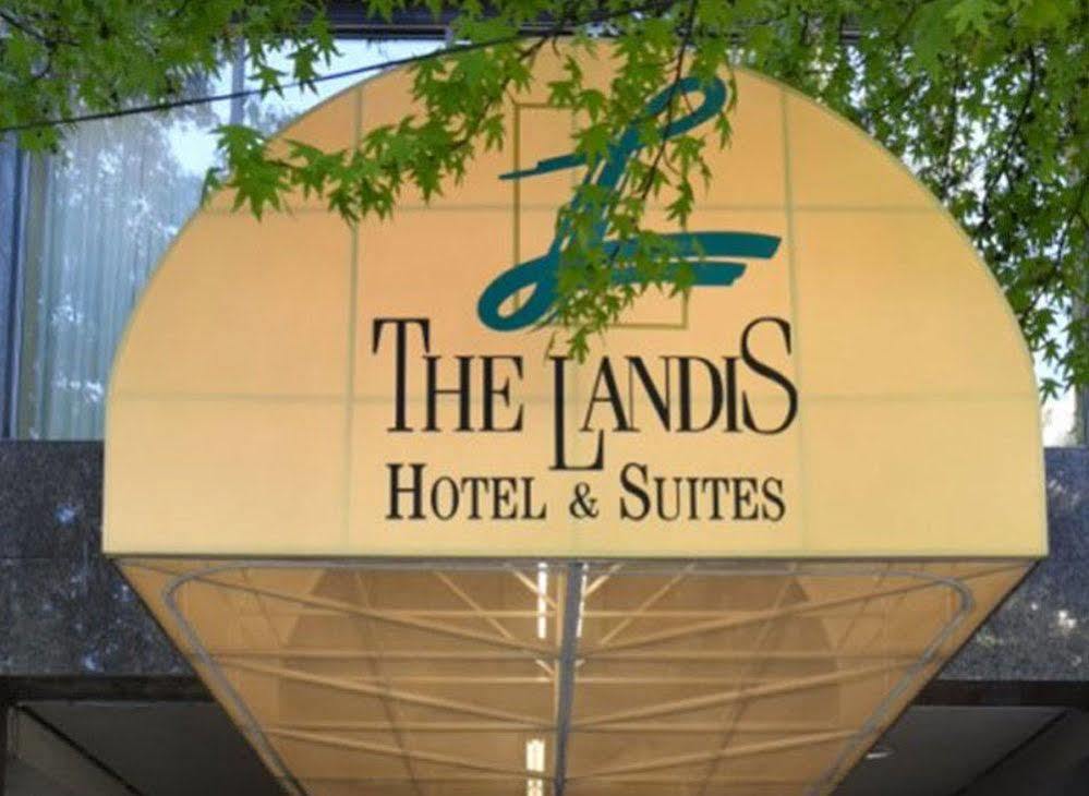 Landis And 3* Vancouver