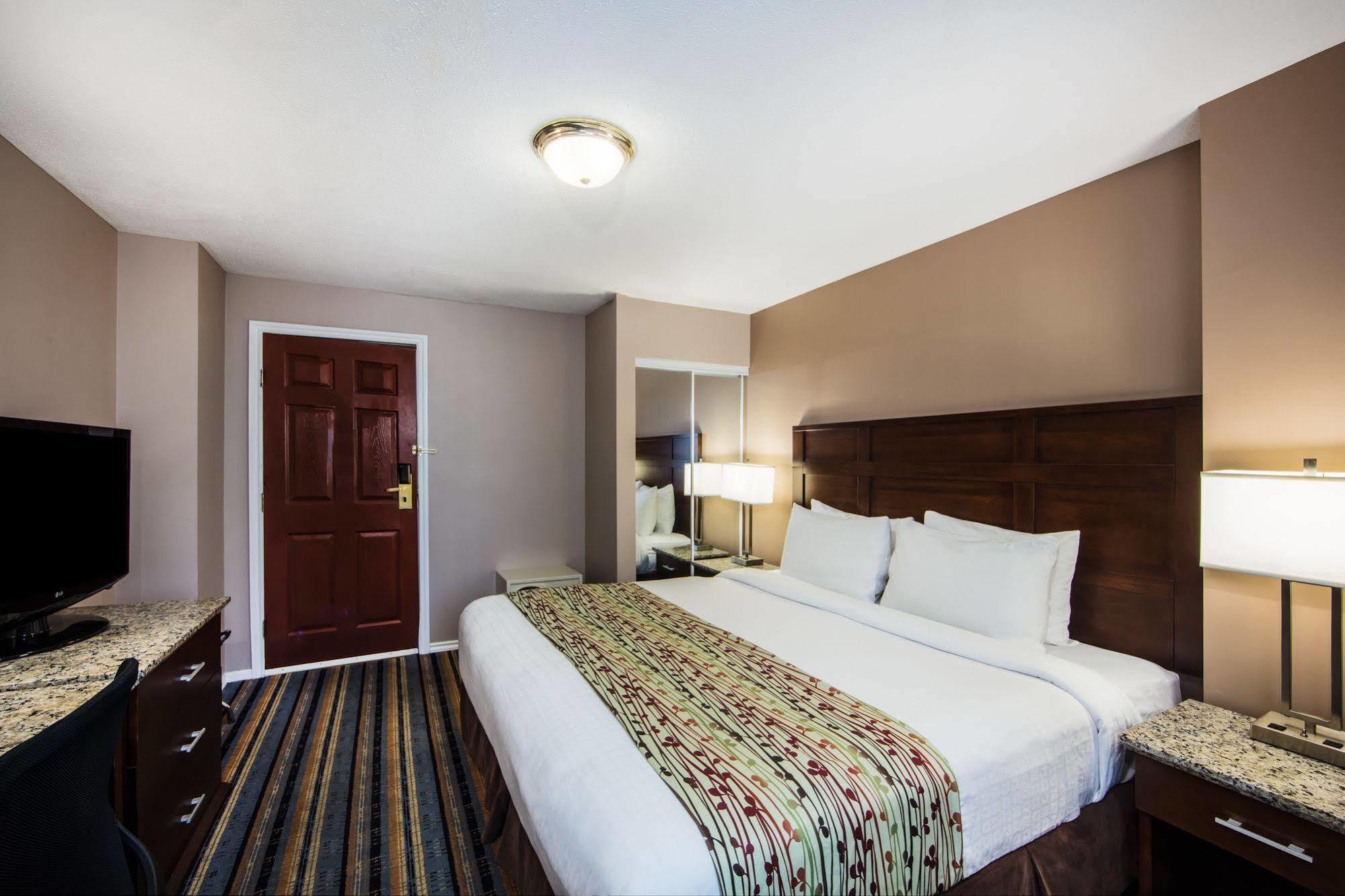 Hotel Quality & (adults Only) 3*