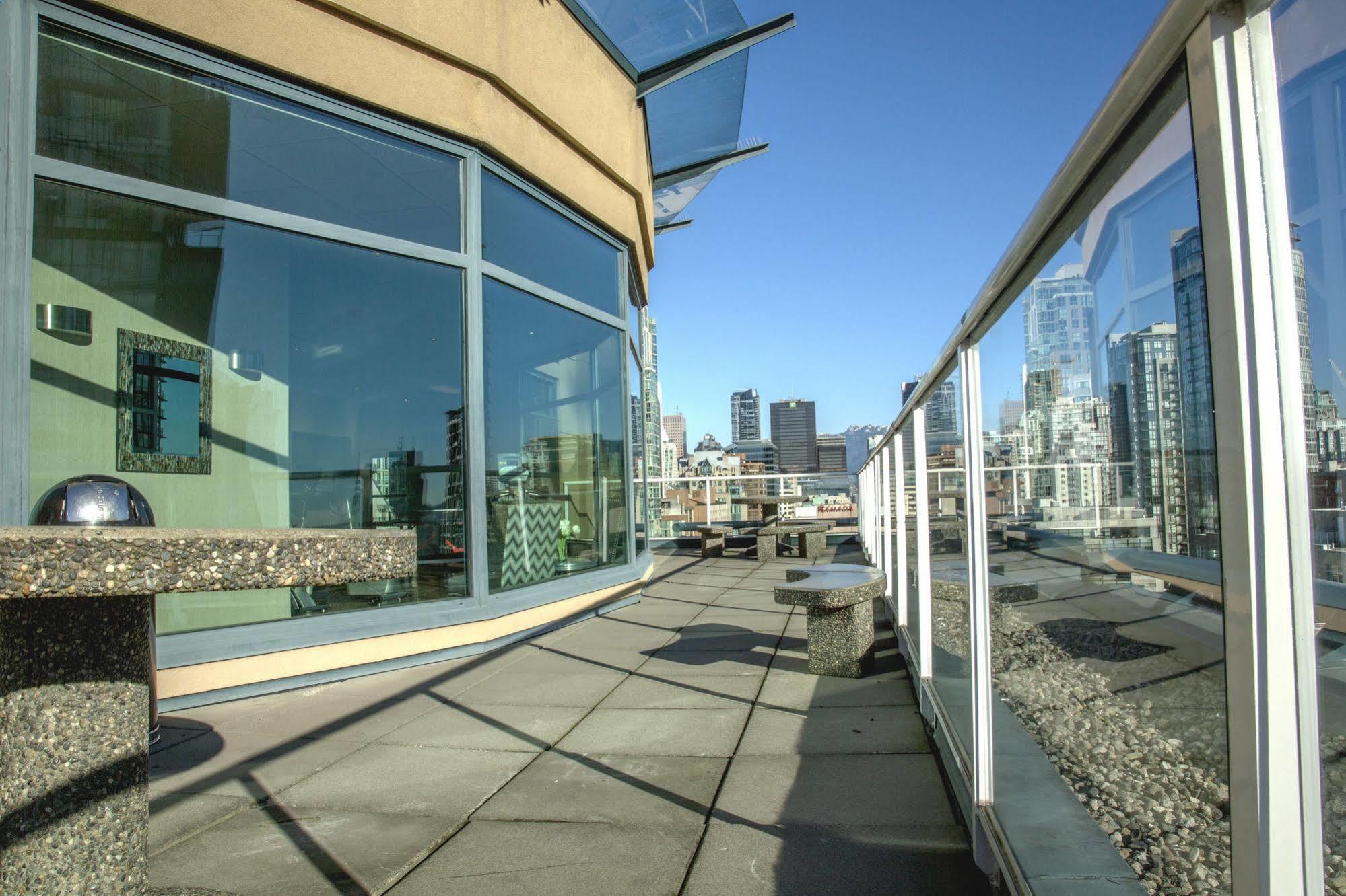 Grand Park & Downtown Vancouver, Ascend Collection Hotel 3*