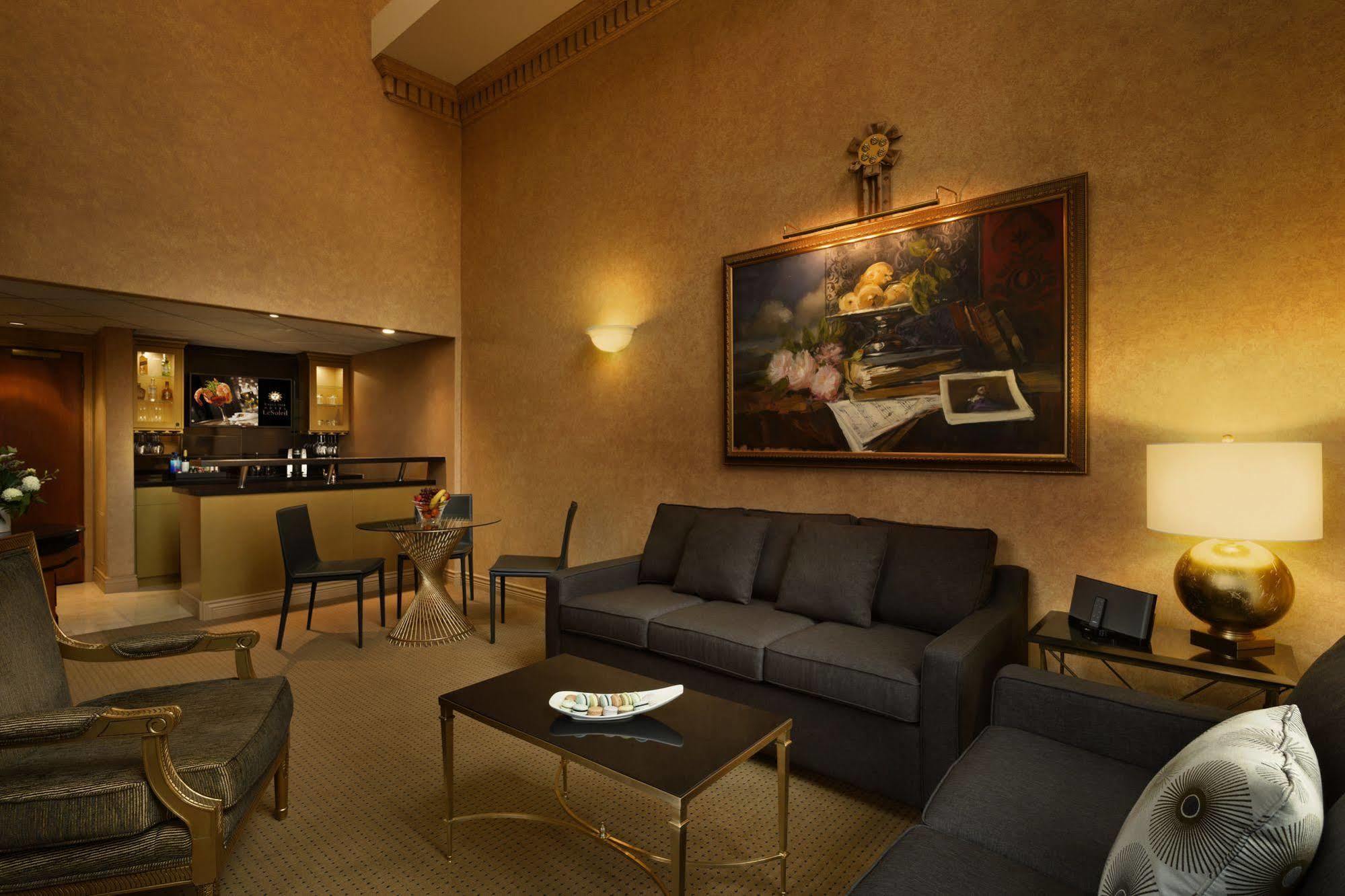 Le Soleil By Executive Hotel
