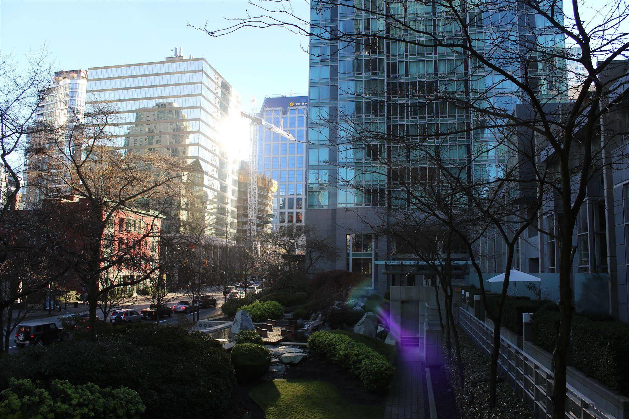 Extended * Vancouver