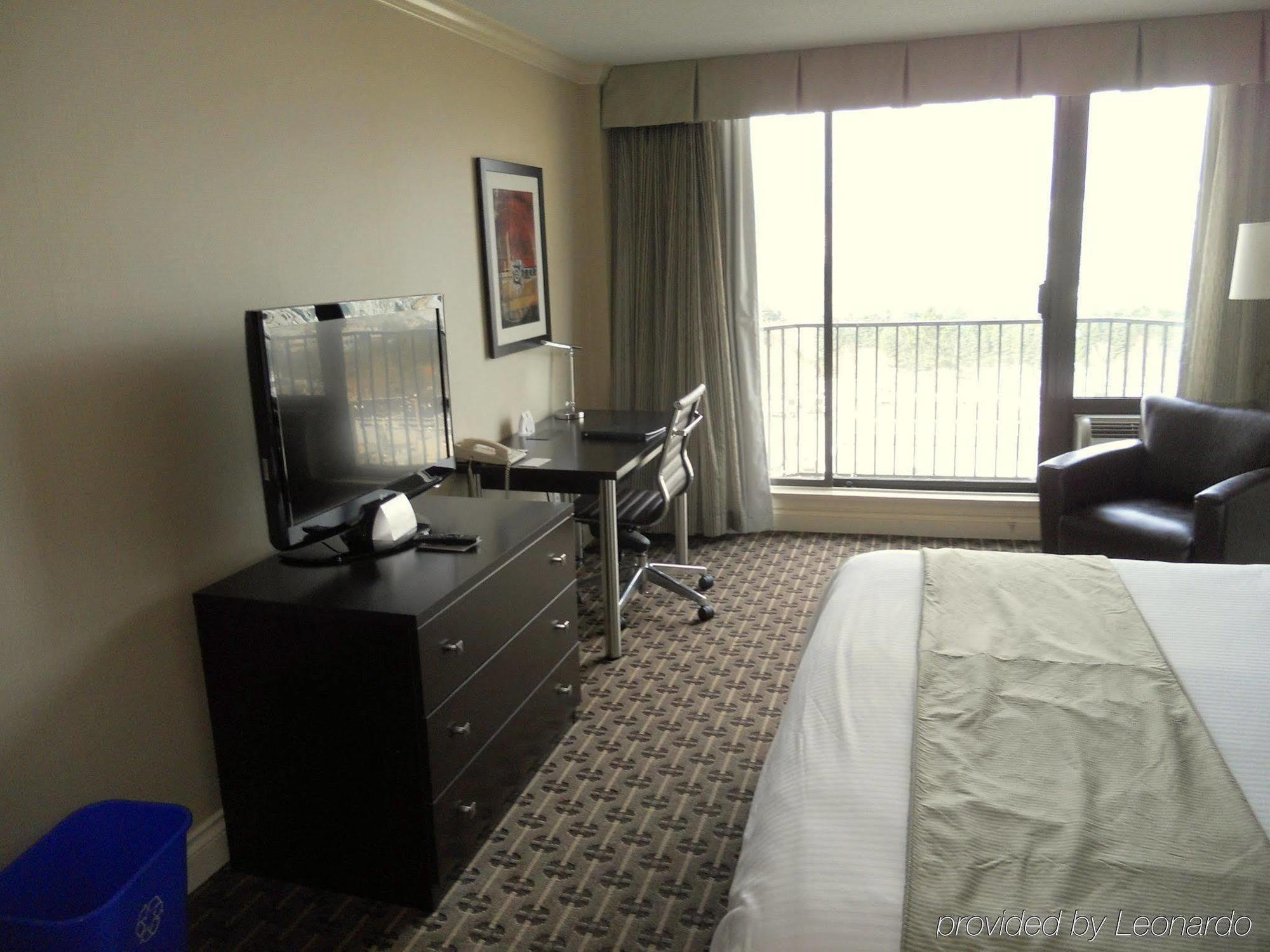 Hotel Park & By Radisson 3*