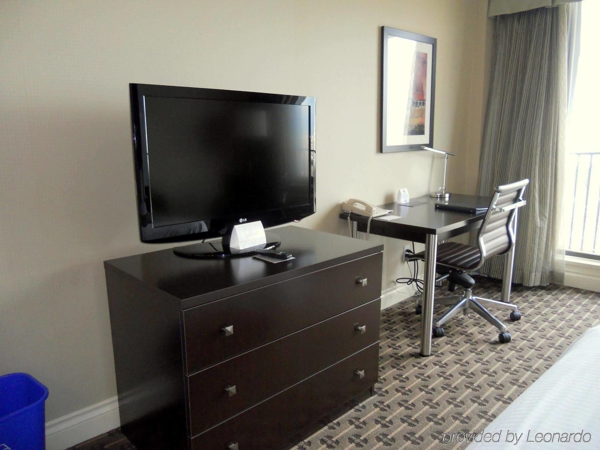 Park & By Radisson