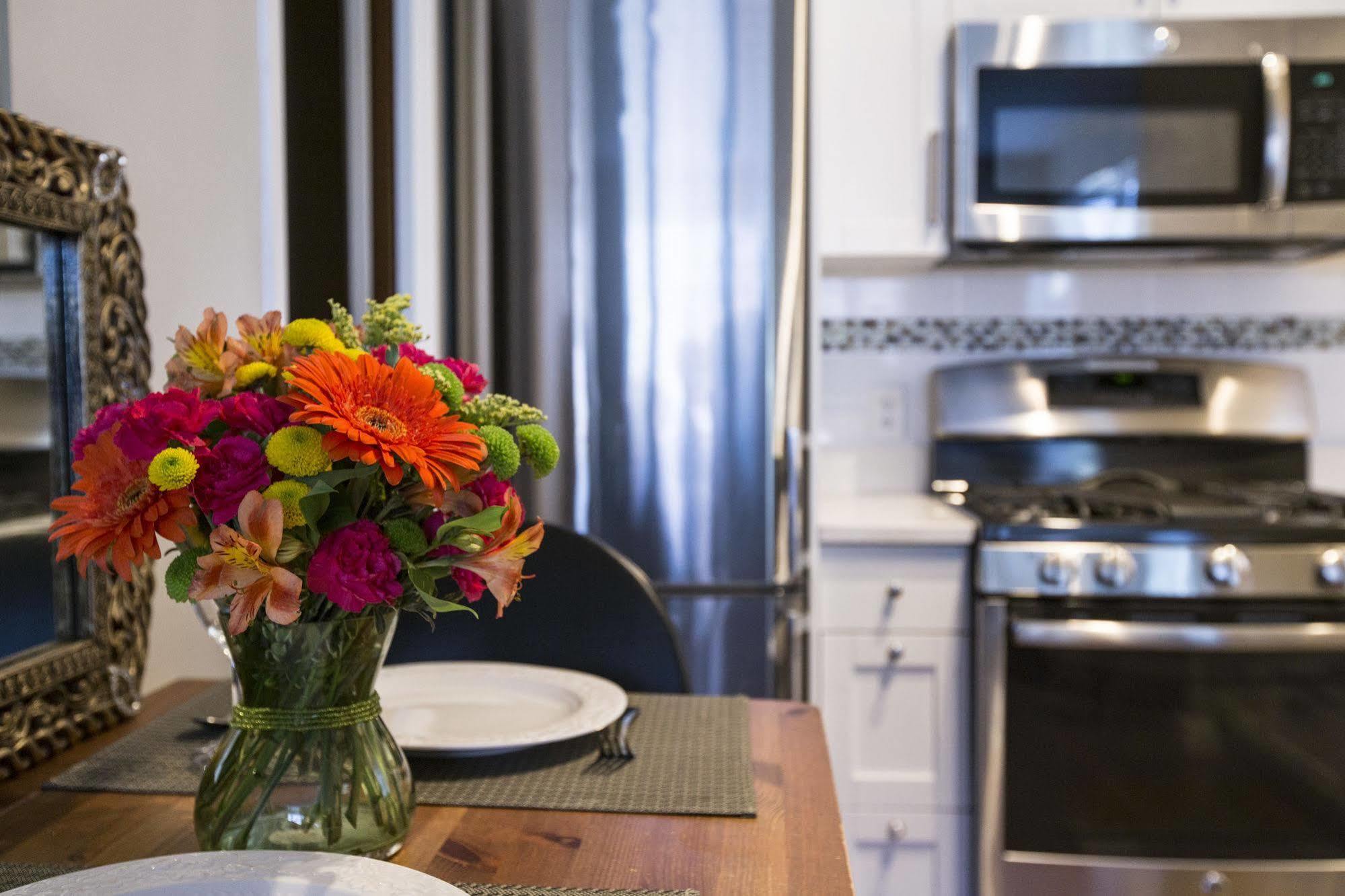 Alma Beach Manor Apartment *