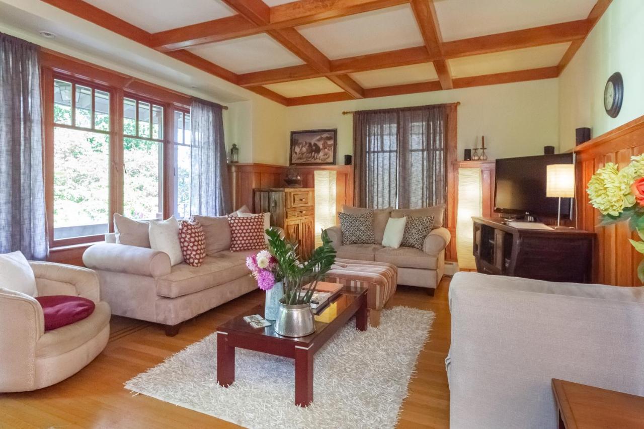 Beautiful, Quiet 3br In Posh Kitsilano Apartment Vancouver