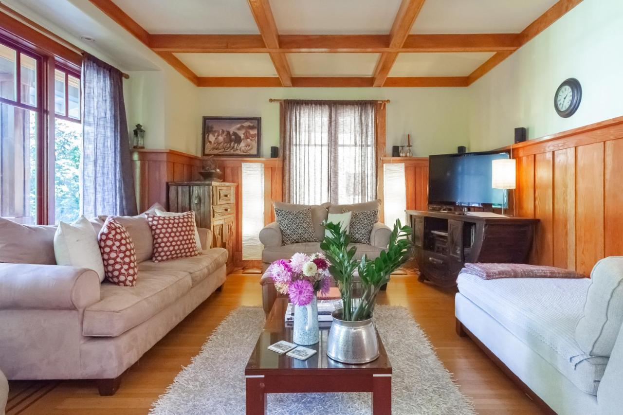 Beautiful, Quiet 3br In Posh Kitsilano Apartment