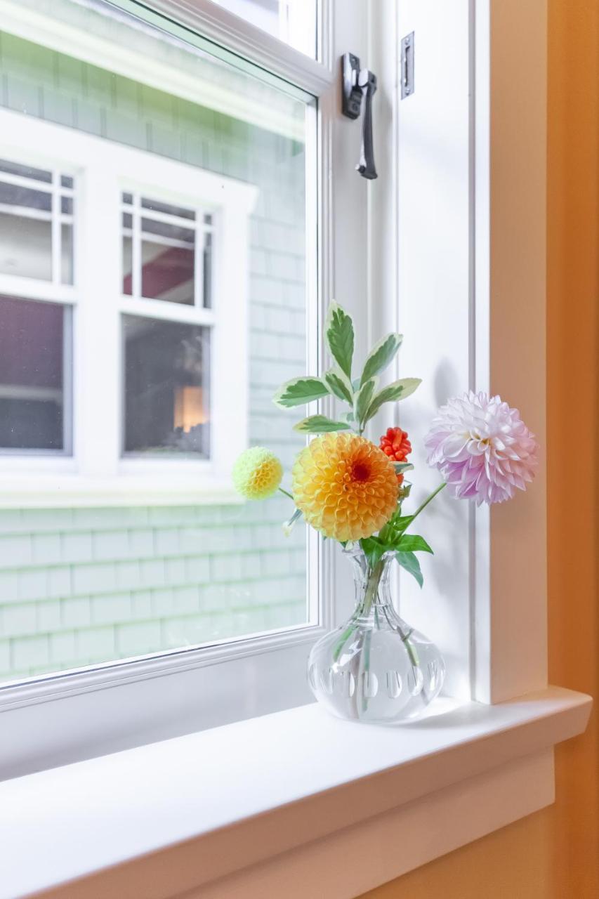 Beautiful, Quiet 3br In Posh Kitsilano * Vancouver
