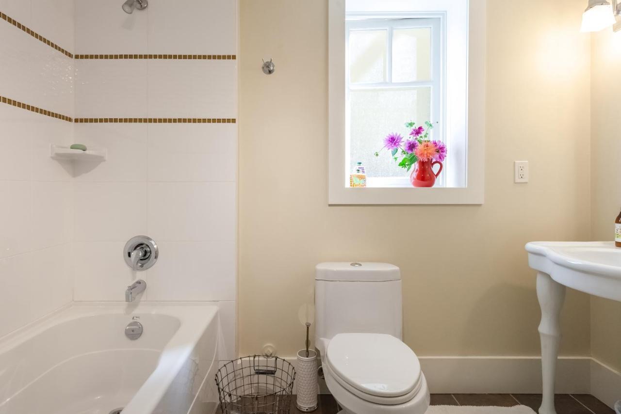 Apartment Beautiful, Quiet 3br In Posh Kitsilano